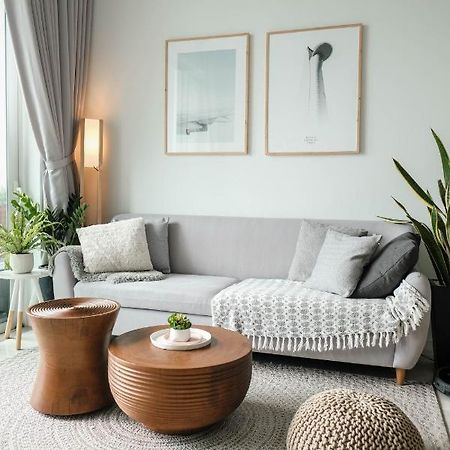 Saigon Genius - Masteri Millennium Apartment Хошимин Экстерьер фото