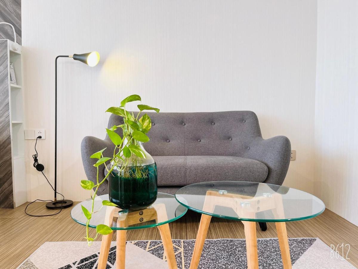 Saigon Genius - Masteri Millennium Apartment Хошимин Экстерьер фото